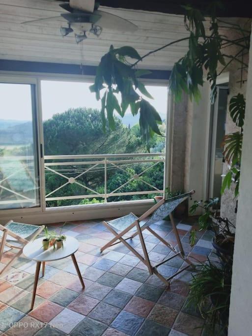Appartement Au Coeur Du Village De Callian Exterior foto